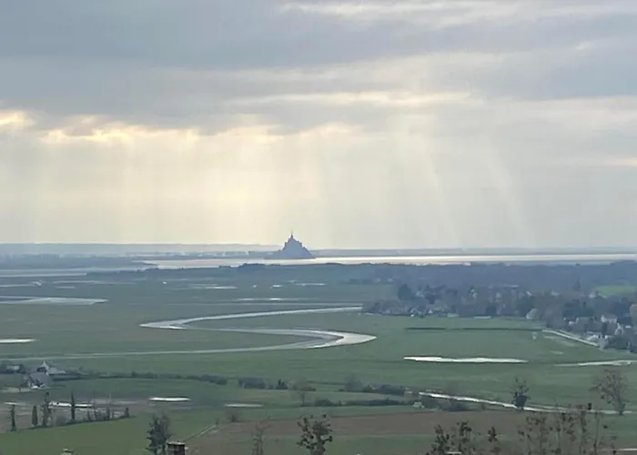 Aquarelle Отель типа 